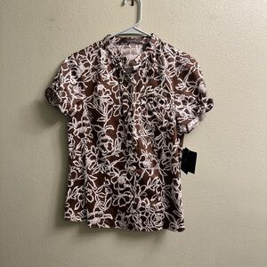 Liz Claiborne Women’s Short Sleeve Button Down Blouse Size 10